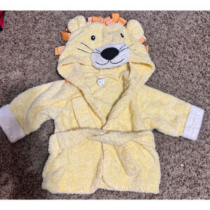 Baby Aspen Hooded Towel Terry Cloth Robe Yellow Lion w/ belt sz 0-9 mos